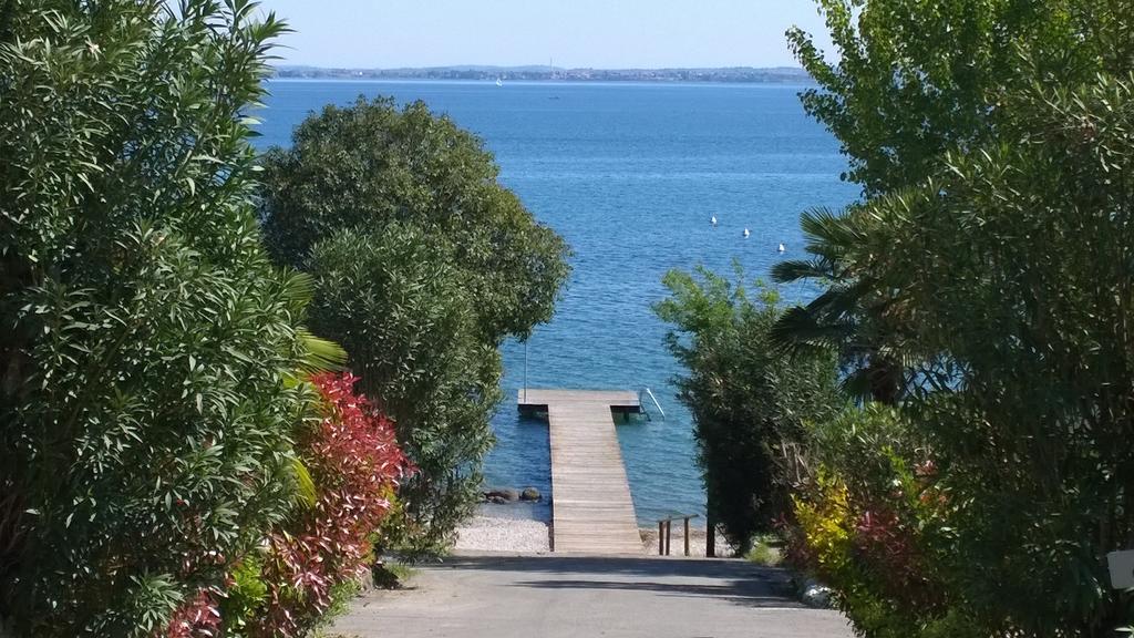 Campeggio Delle Rose Moniga del Garda Exterior foto